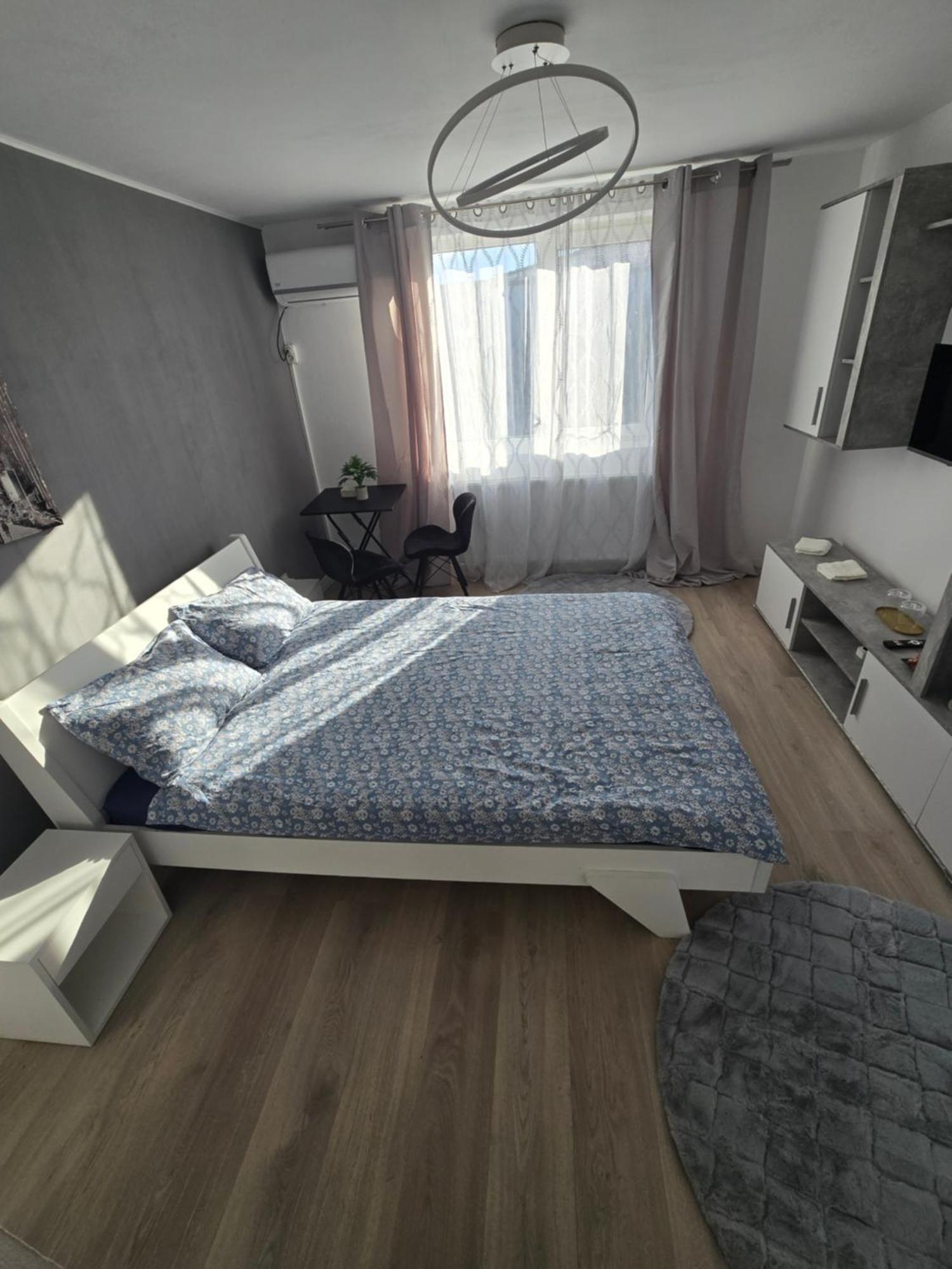 Appartement Garsoniera - Moderna - Timişoara Extérieur photo